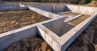 Ленточный фундамент Троицк цена от 2698 руб.